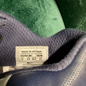 NWT Nike Metacon 6 Running Shoes / Rose Gold